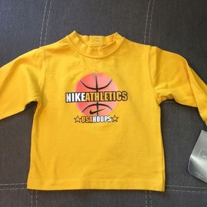NWT Nike T-shirt